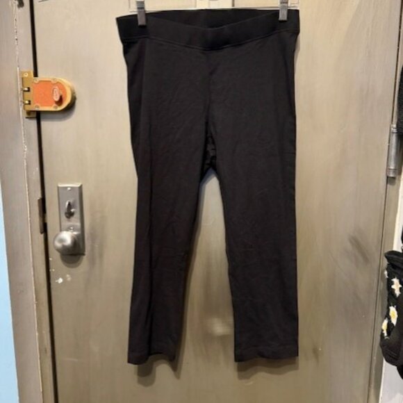 Cropped high waisted Black Cotton leggings - Picture 7 of 16